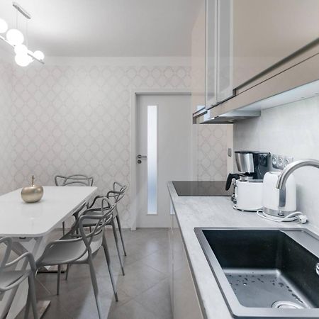 Pastel Art Deco 3Bdr Ruterra Apt Prag Exteriör bild